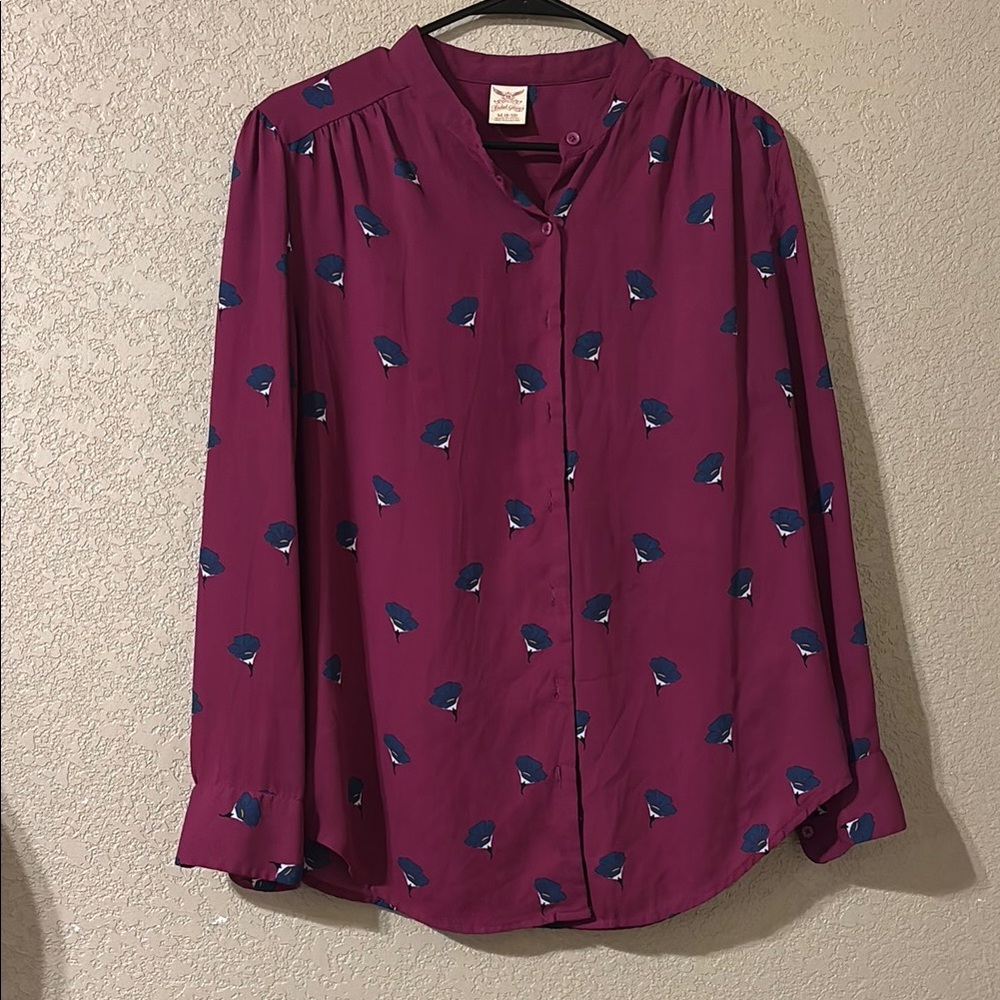 Faded Glory Women's Button Down Shirt - Burgundy with Blue Pattern